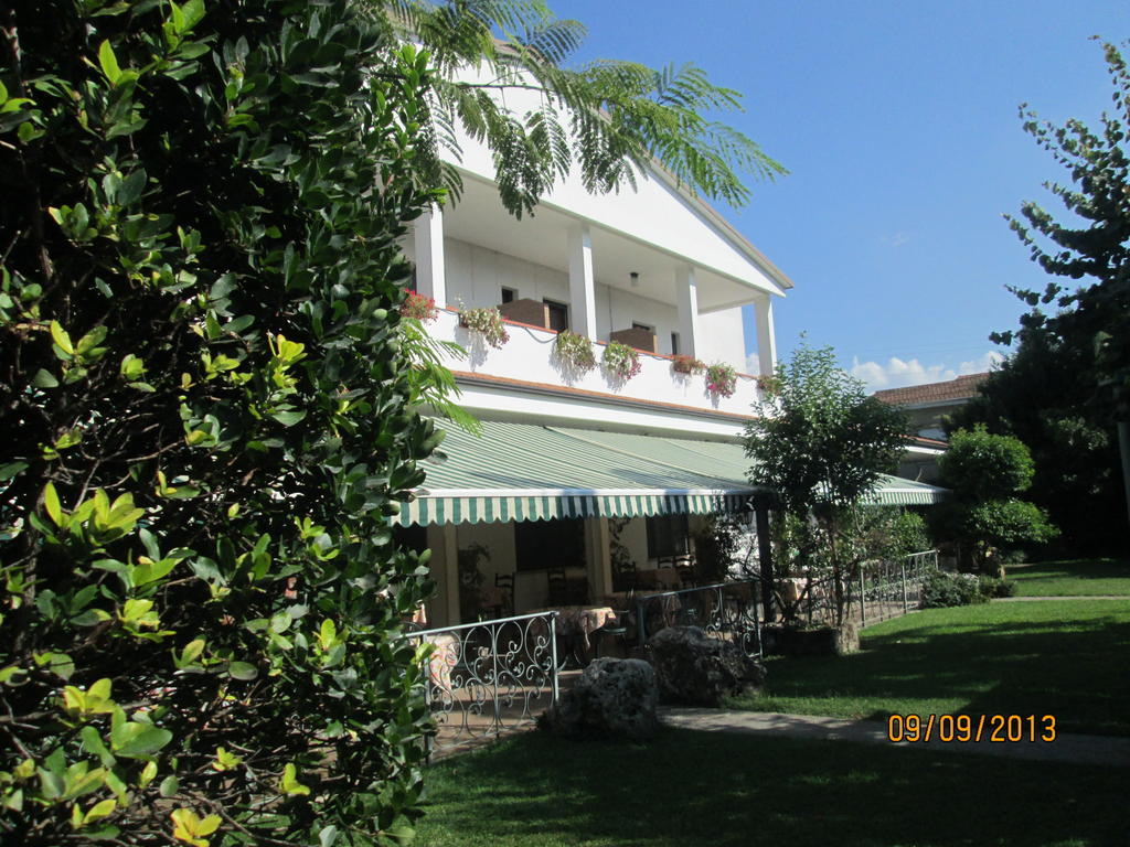 Hotel Doria - Business & Bike Ostiglia Luaran gambar